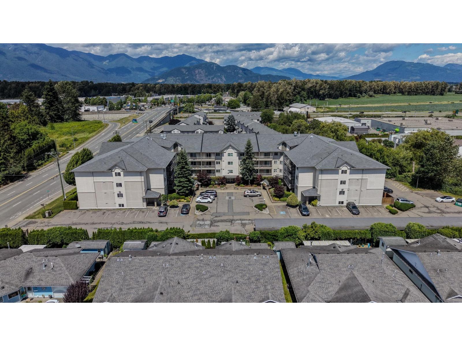 316 7694 EVANS ROAD, Sardis West Vedder
