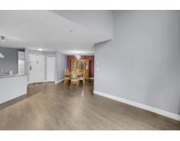 402 12125 75a Avenue, Surrey, BC V3W1B9 Photo 17