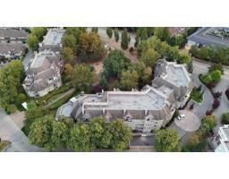 402 12125 75a Avenue, Surrey, BC V3W1B9 Photo 40