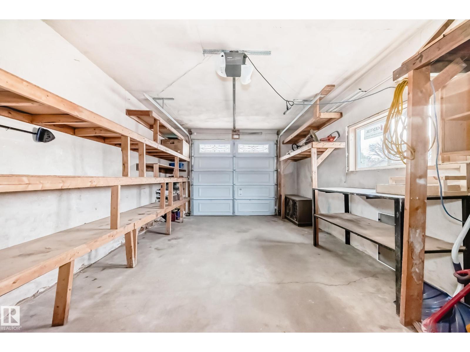 5204 112 AV NW - 42