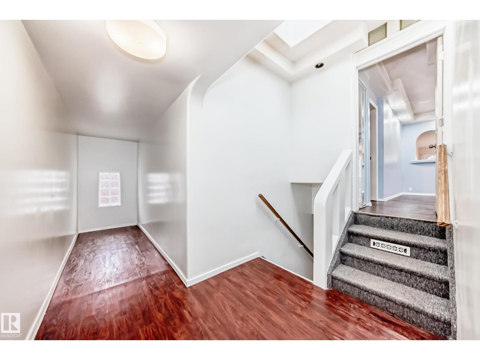 5204 112 AV NW - 32