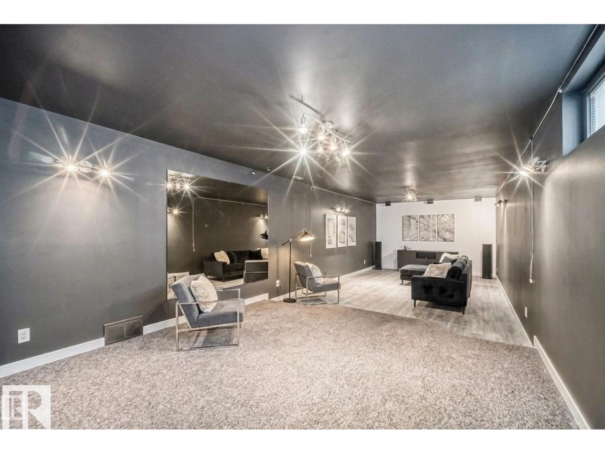 5204 112 AV NW - 19