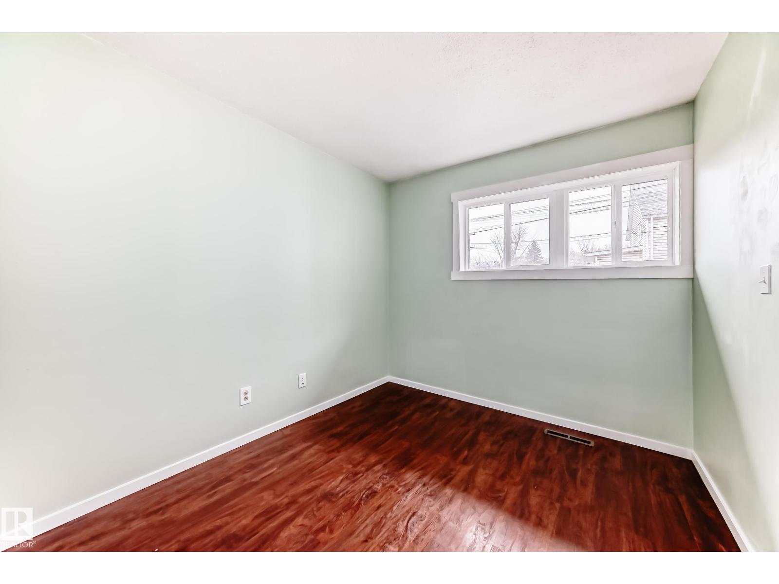 5204 112 AV NW - Image 29