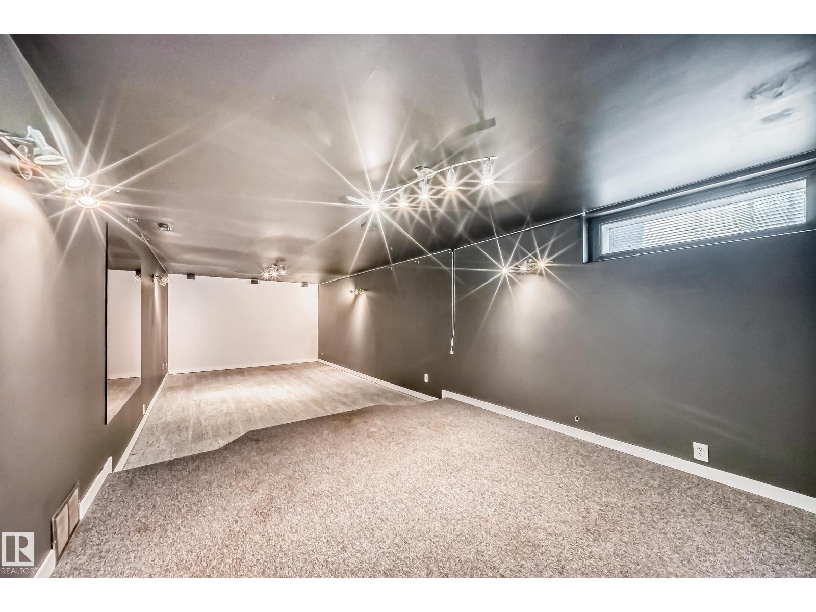 5204 112 AV NW - 20
