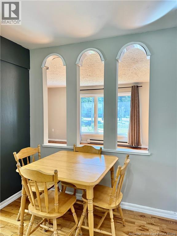 505 Wellington Street - 9
