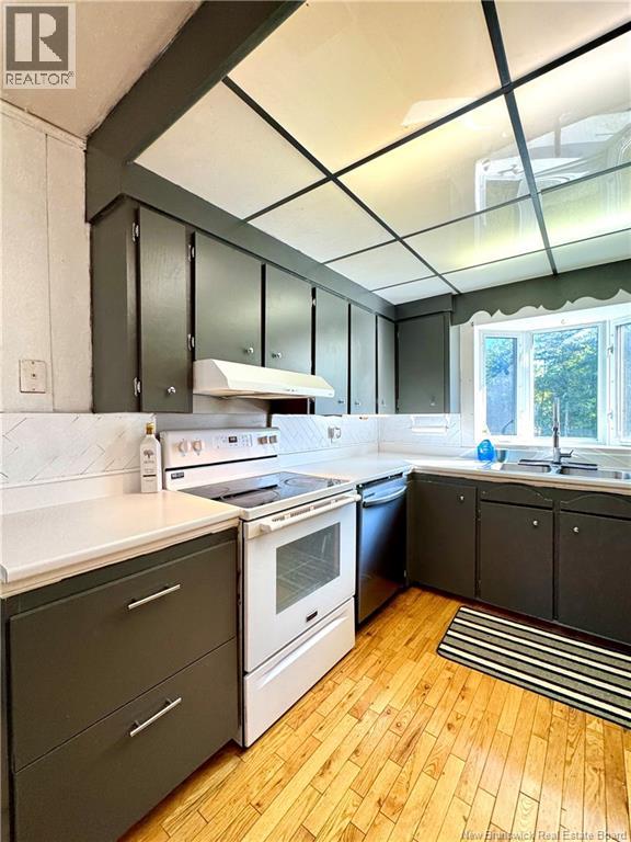 505 Wellington Street - Image 7