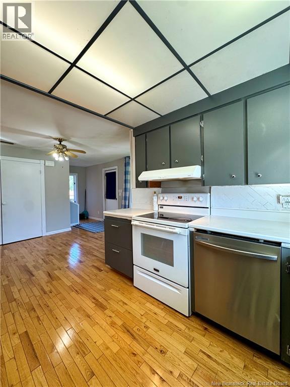 505 Wellington Street - 8