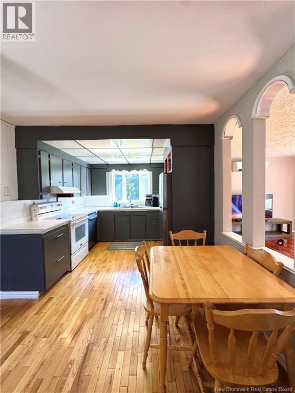 505 Wellington Street - 6