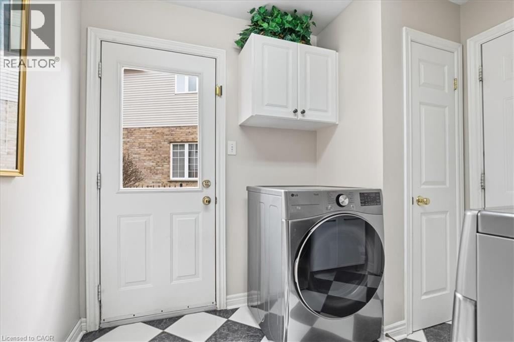 54 WOODCREST Court - Image 10