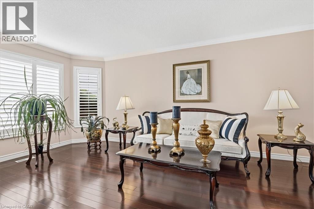 54 WOODCREST Court - Image 7