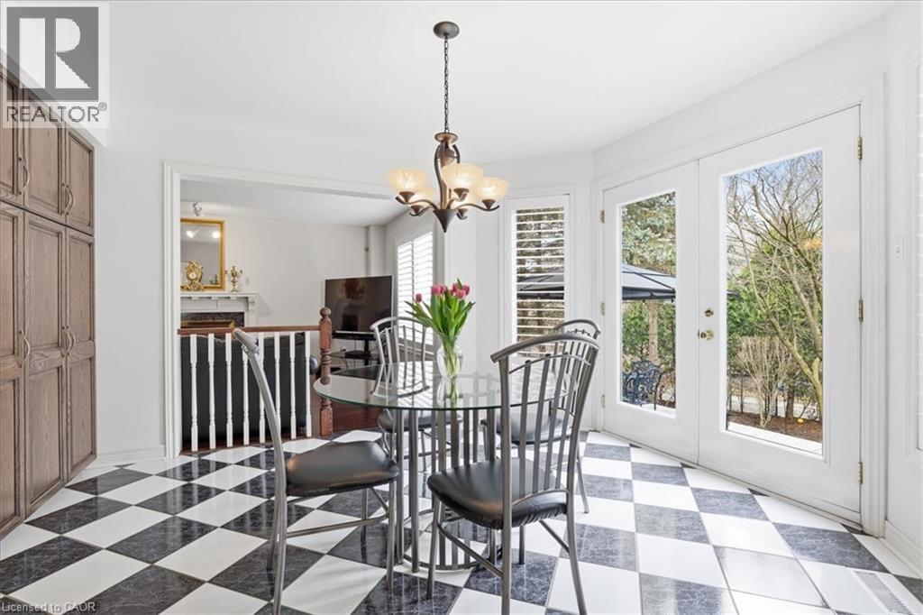 54 WOODCREST Court - 17