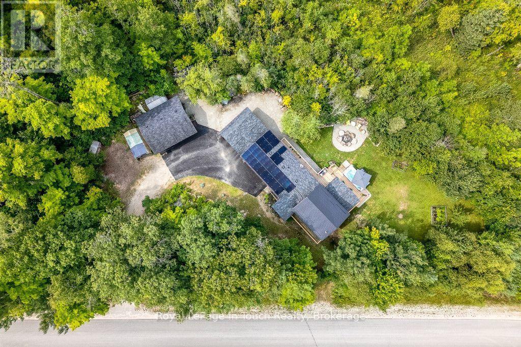 36 MEADOWS AVENUE
