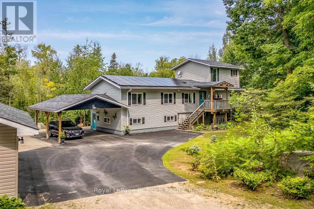 36 MEADOWS AVENUE - 3