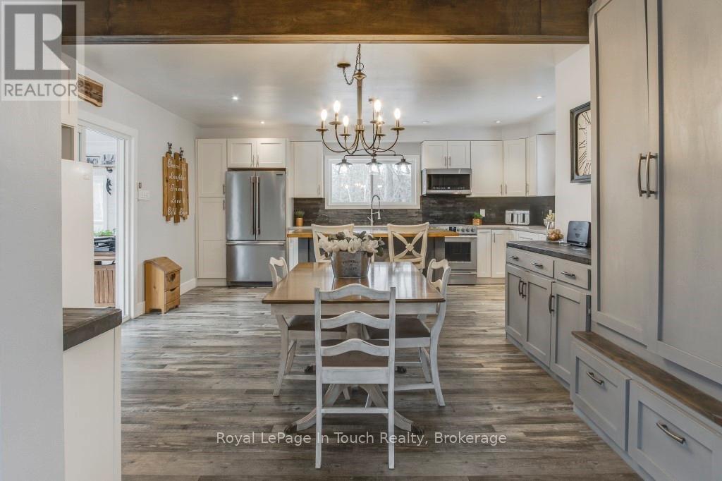 36 MEADOWS AVENUE - Image 6