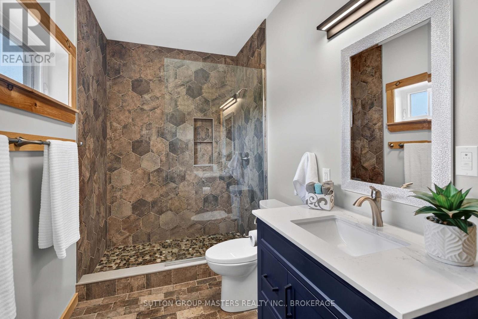 715 MOIRA ROAD - Image 34