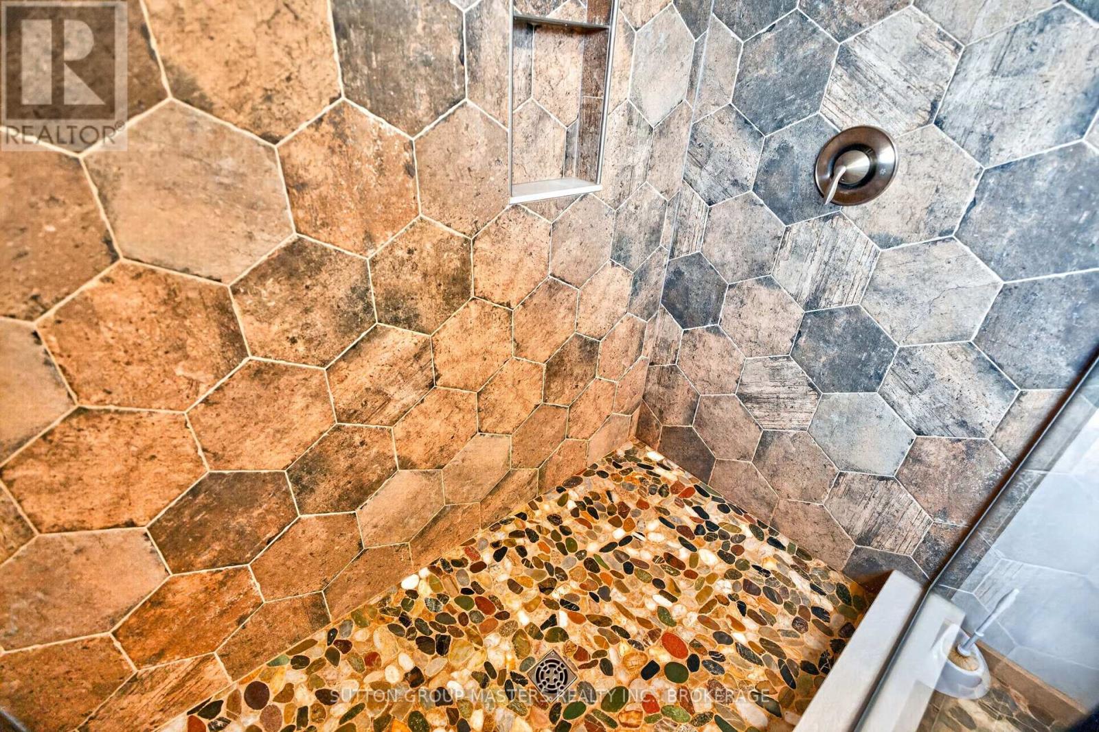 715 MOIRA ROAD - Image 36