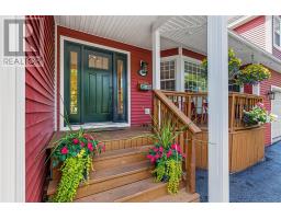 104 Three Island Pond Road thumbnail 3