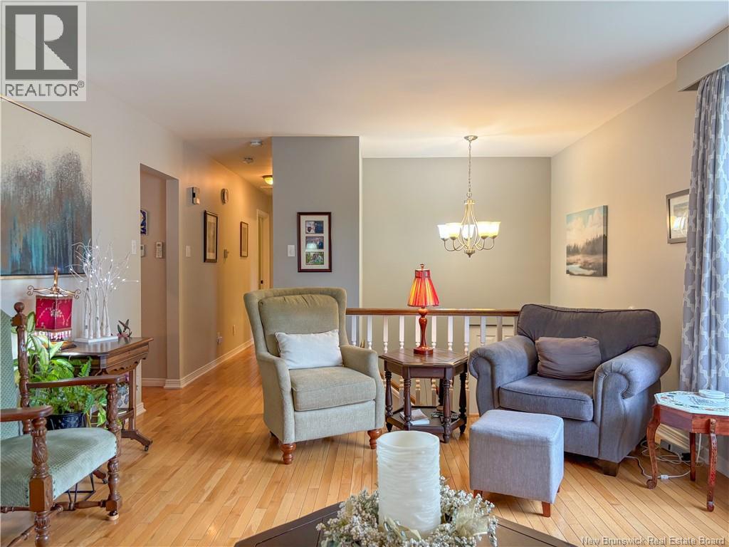 112 Creighton Street - 25