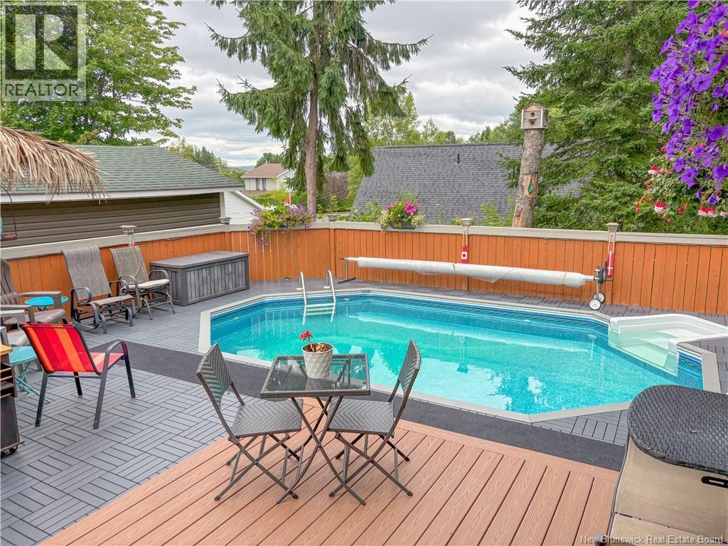 112 Creighton Street - 3