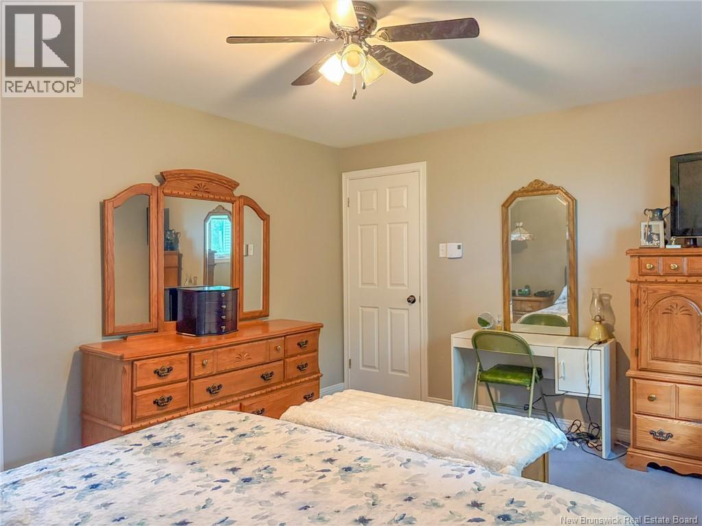112 Creighton Street - 40