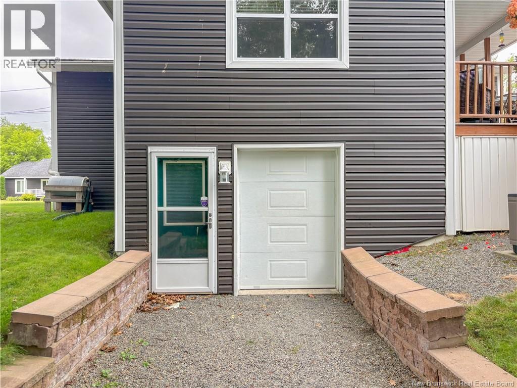 112 Creighton Street - 48