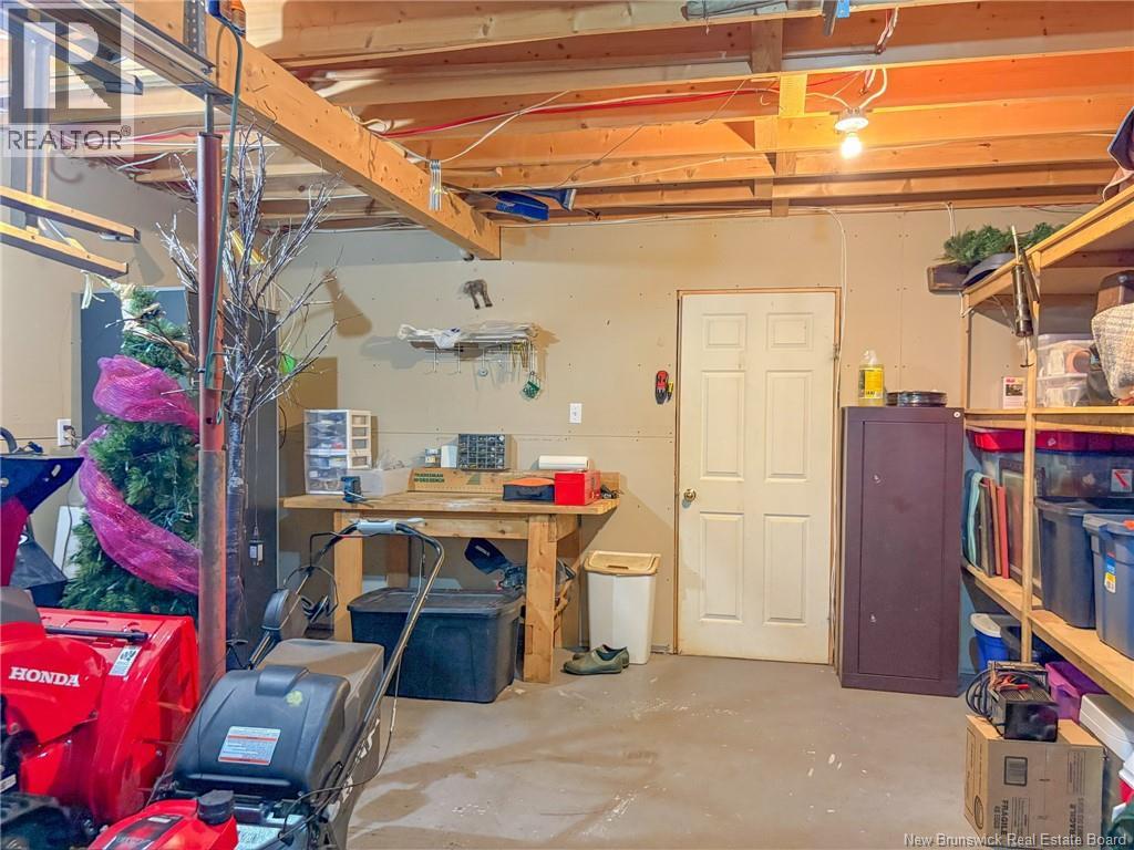 112 Creighton Street - 50