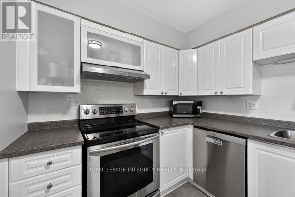 #404 345 CENTRUM BOULEVARD - Image 11