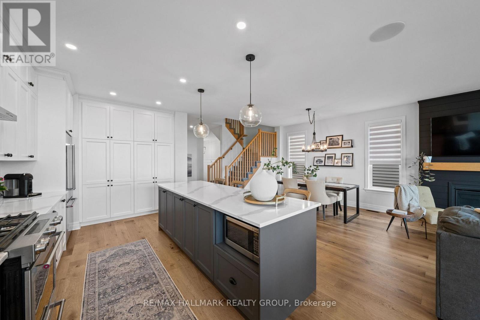 917 ATRIUM RIDGE - 13