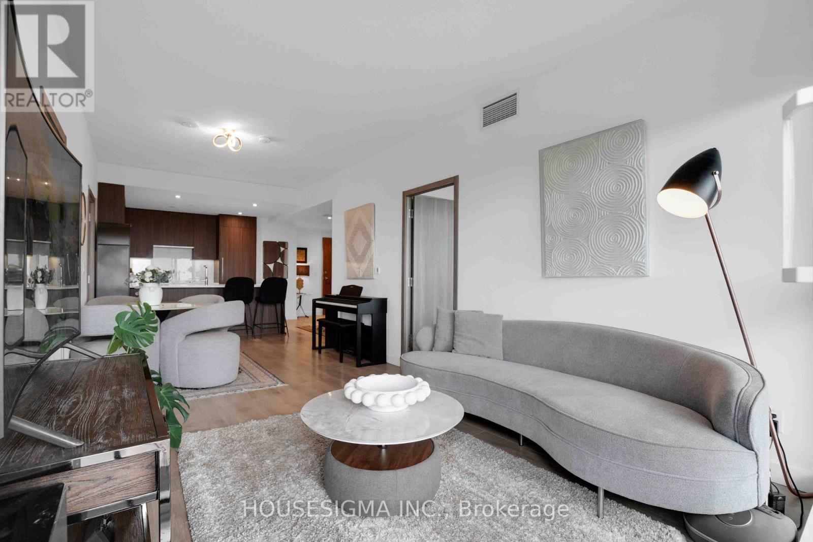#1803 25 MCMAHON DRIVE - 14