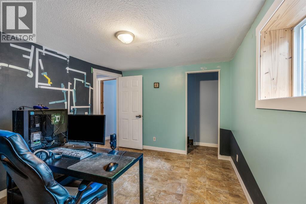 11 Rutgers Crescent W - Image 30