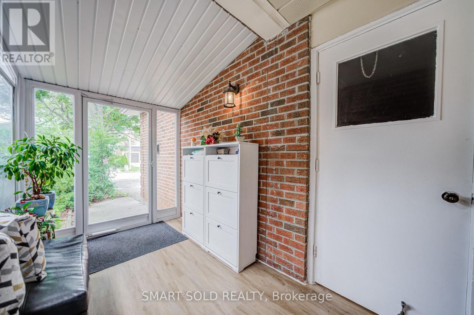 857 MESSENGER MEADOW DRIVE - Image 4