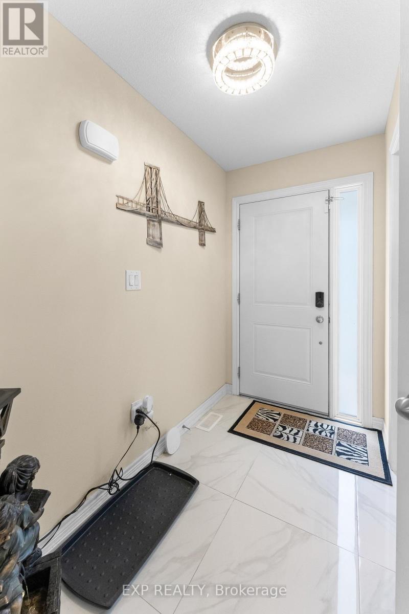 #3 60 CANTERBURY DRIVE - 3