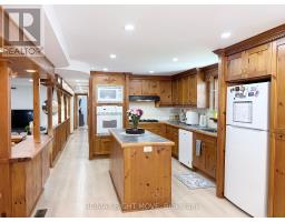 1062 4 Seasons Road, Gravenhurst, ON P0E1N0 Photo 11