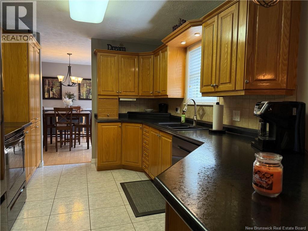 265 Caswell Street - 18