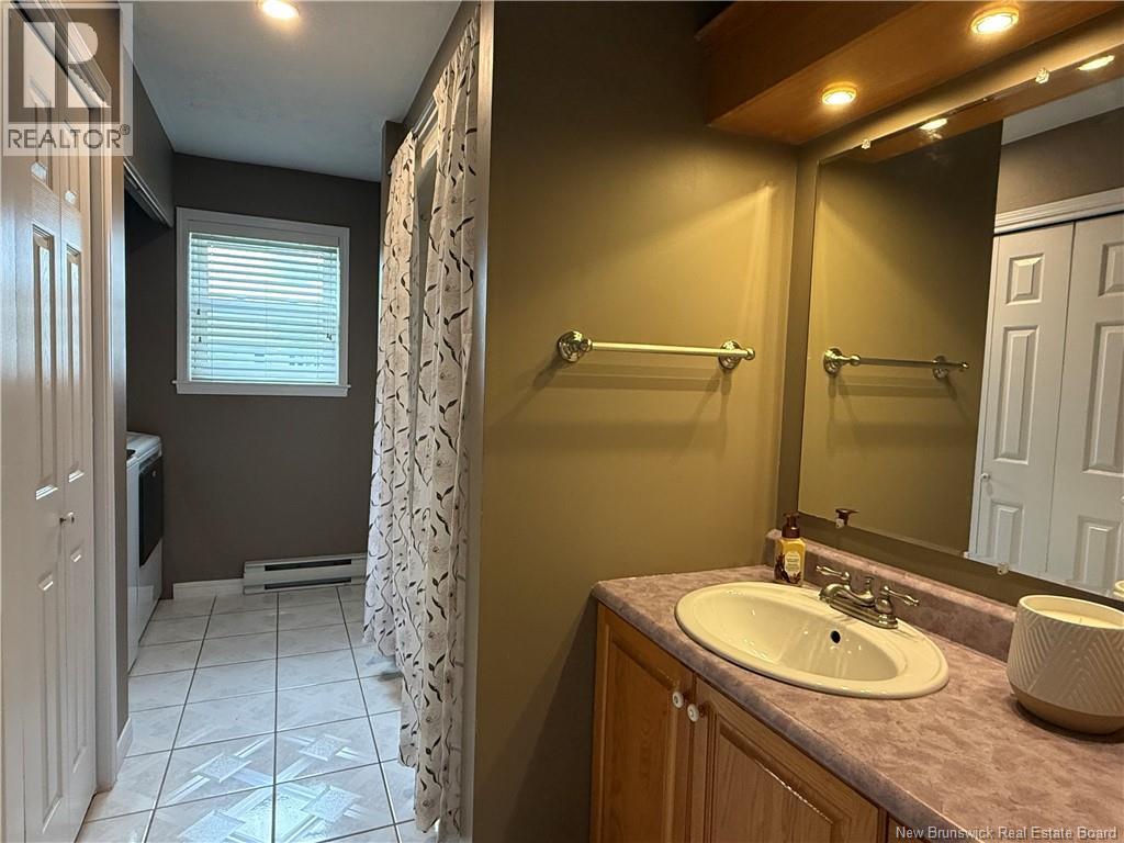 265 Caswell Street - 28