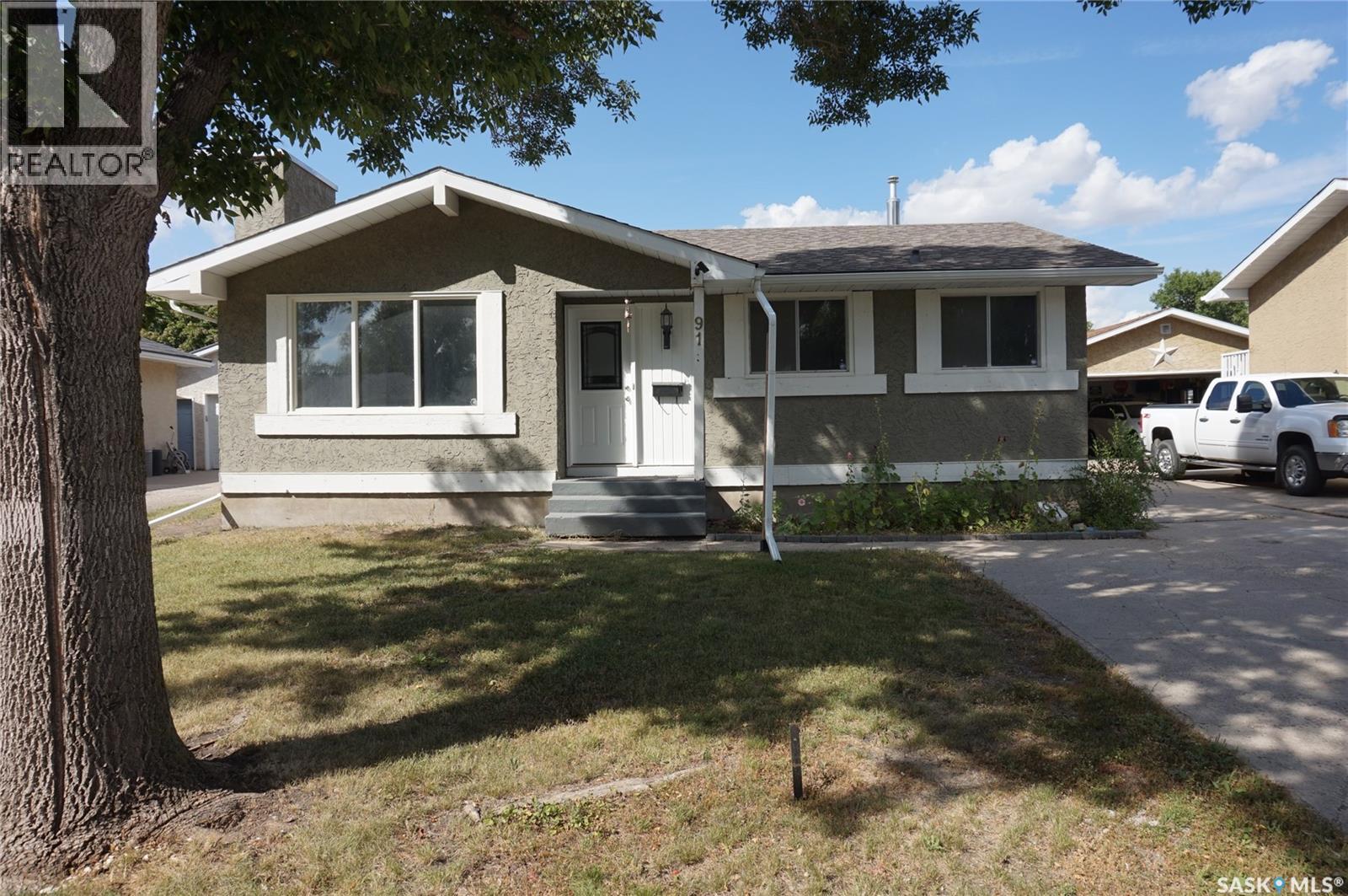 91 PLANT CRESCENT - Image 28
