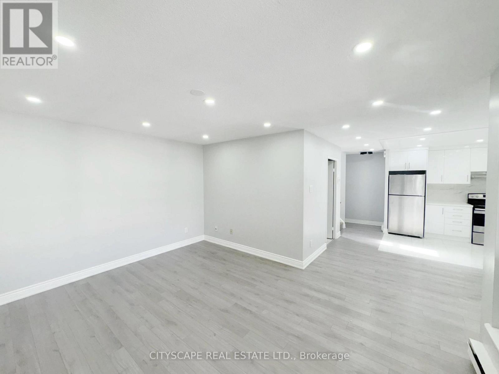 #192 1055 DUNDAS STREET E - 9