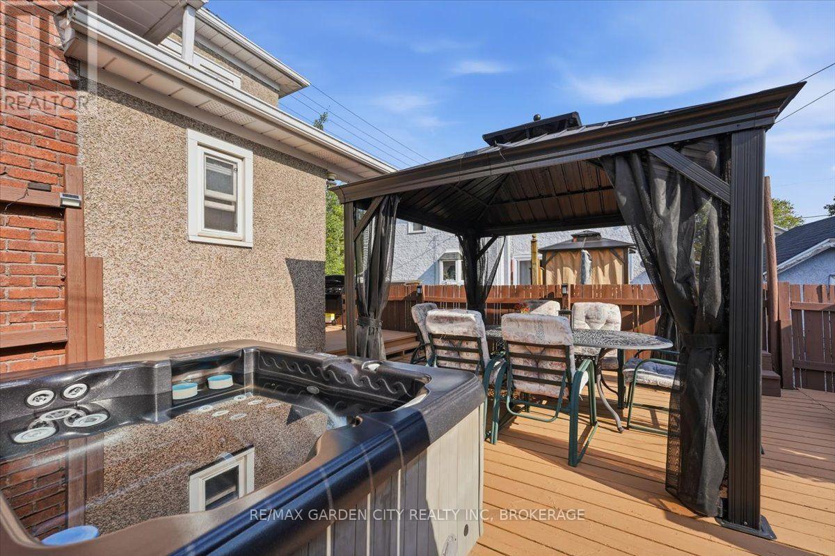 38 FITCH STREET - 35
