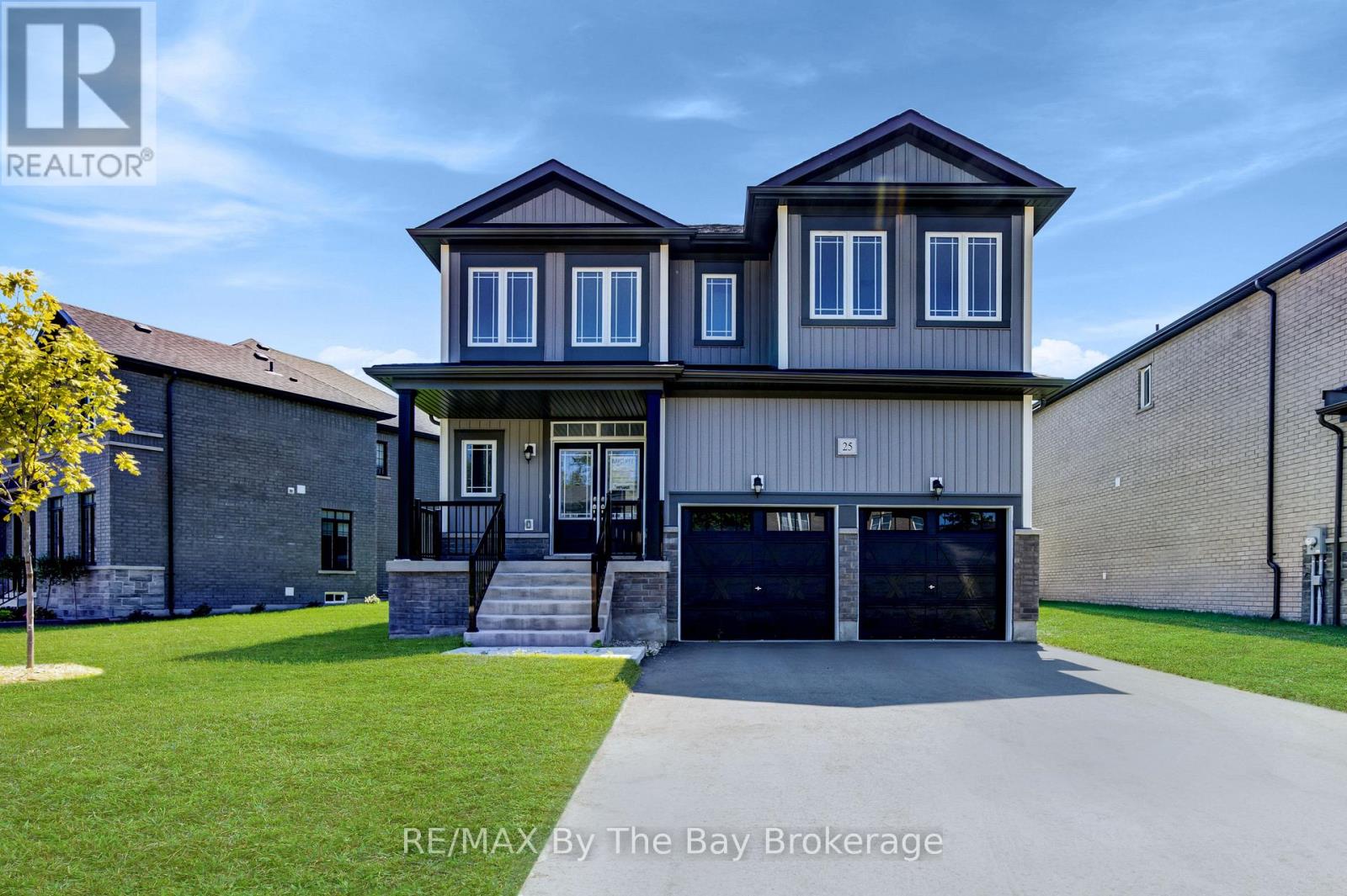 25 AMBER DRIVE - 1