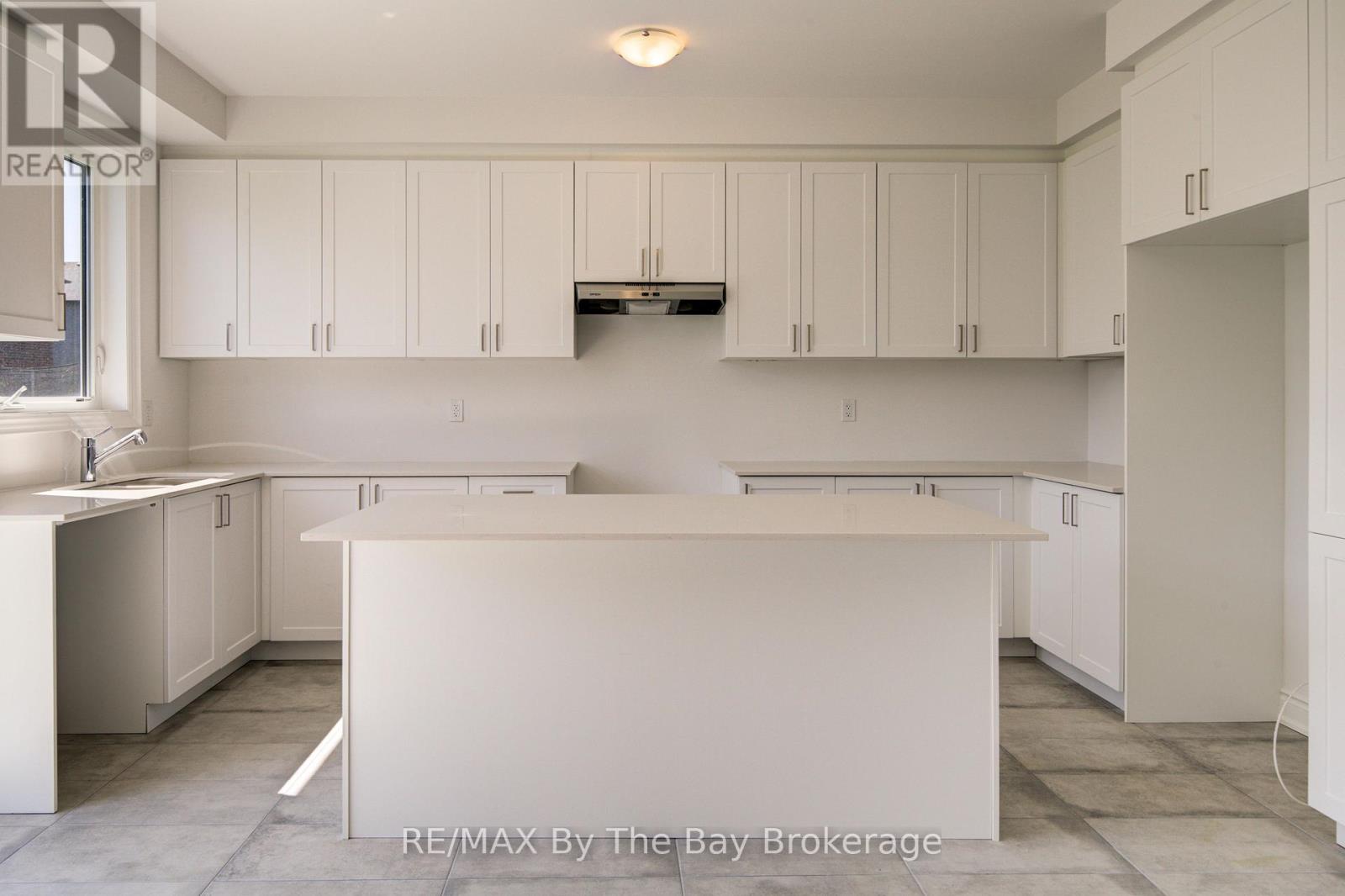 25 AMBER DRIVE - 13