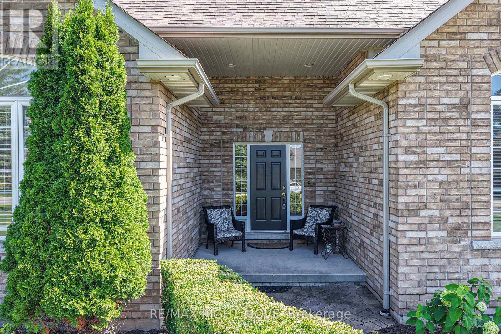 1043 HURLWOOD LANE - Image 7
