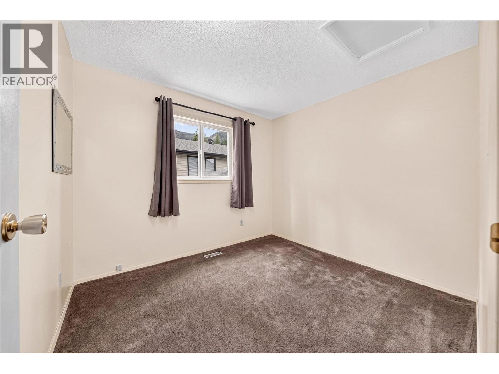1252 Ponderosa Drive - 12