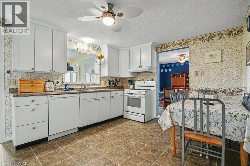 51 SCHADE Street - 11
