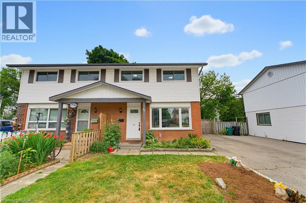 61 BALFOUR Crescent