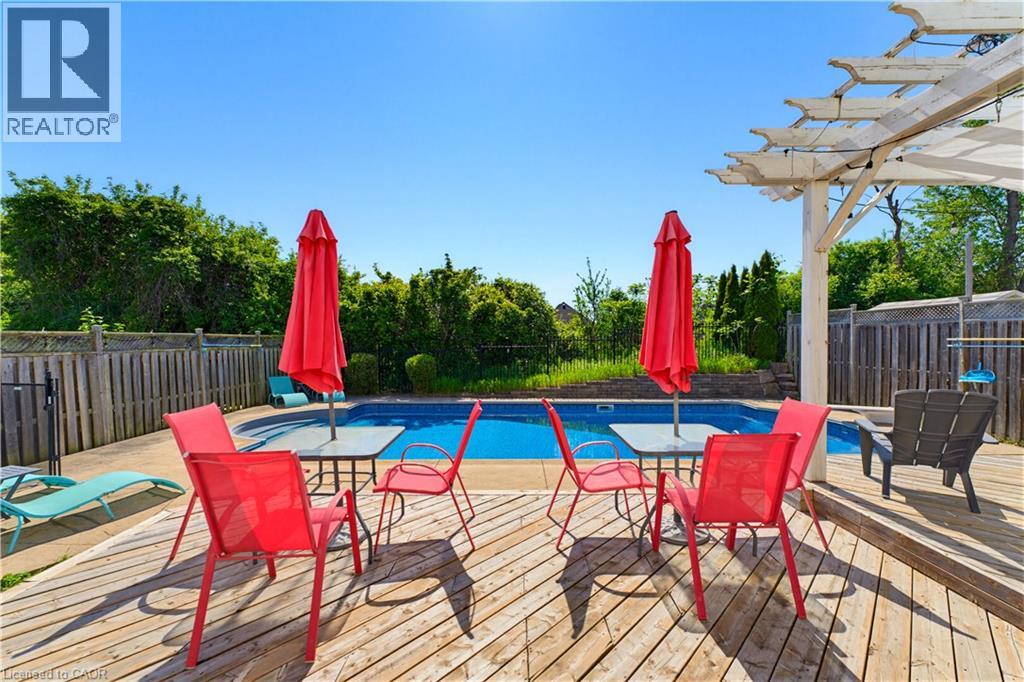 359 PINE VALLEY Drive - Image 39