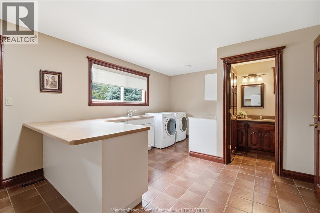 2073 Lesperance ROAD - 28