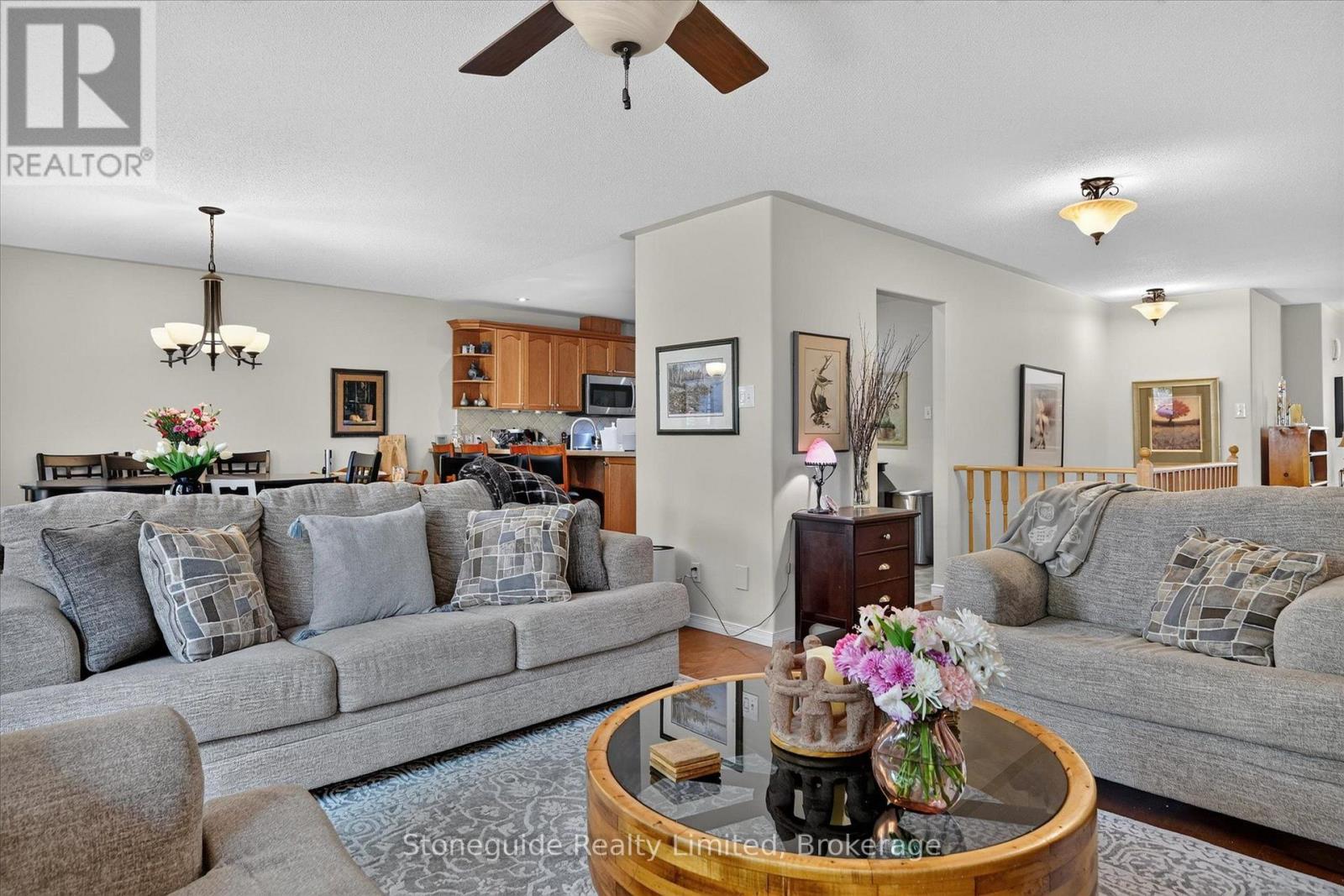 #2 909 WENTWORTH STREET - 7