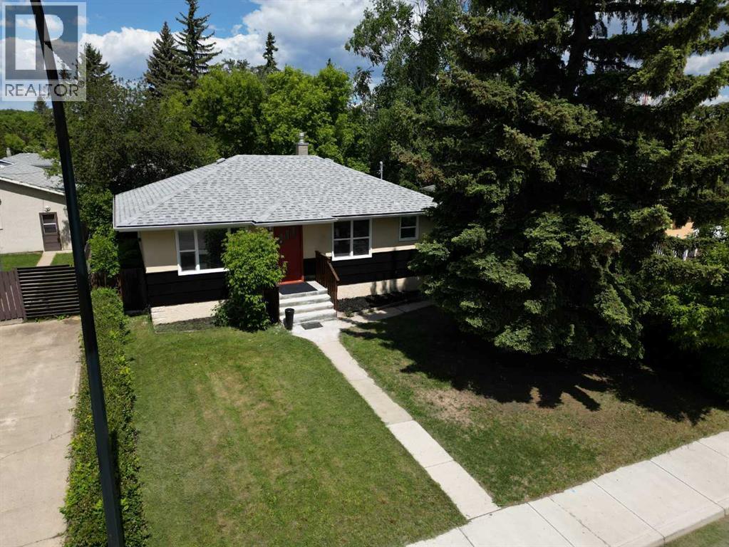 Listing photo – 5418 37 Street, Red Deer