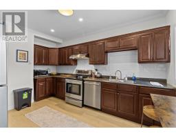 14 Cavell Avenue thumbnail 10