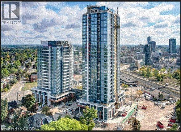 #210 5 WELLINGTON Street S - 36